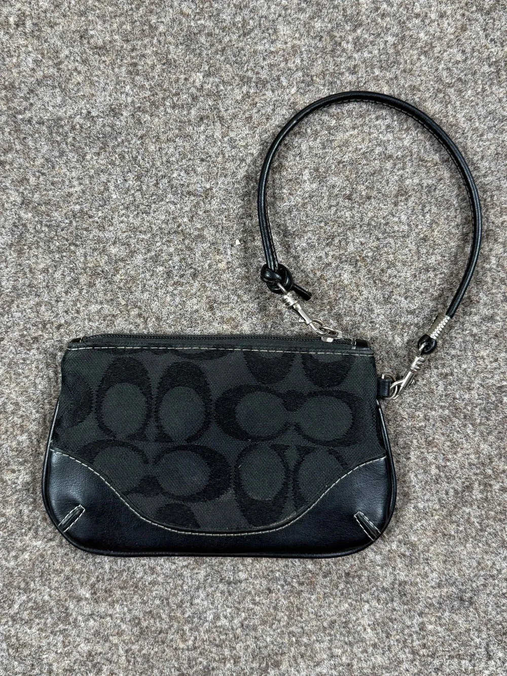 Coach Black Canvas Leather Signature Monogram Wristlet Wallet Pouch‎ Zip Closure
